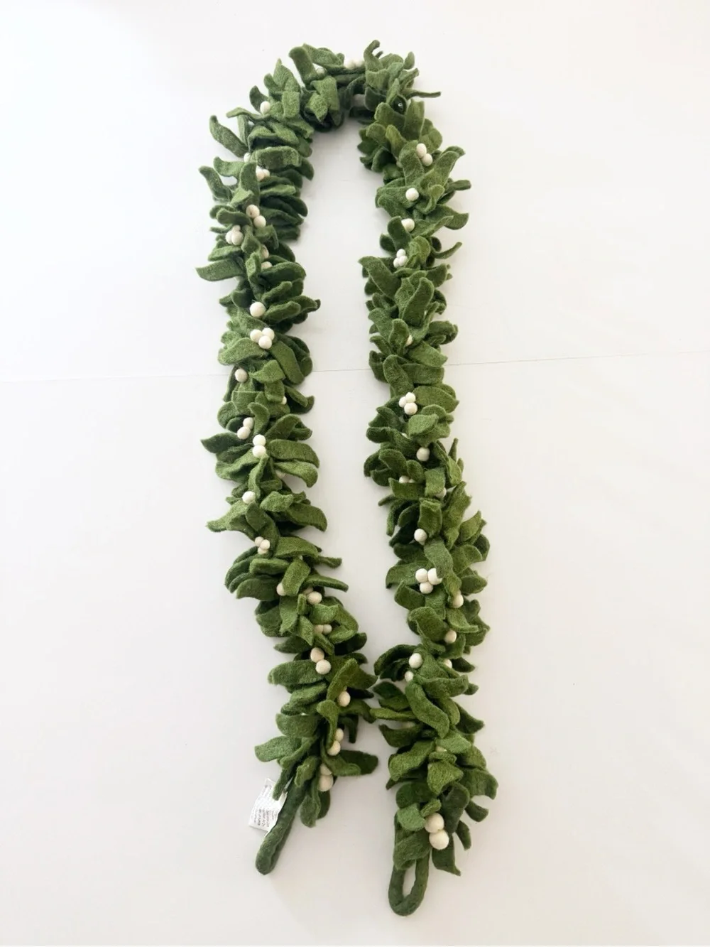 Pottery Barn Wool Felt Mistletoe Garland